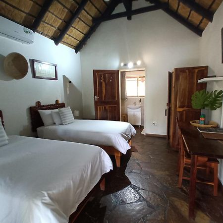 Caprivi River Lodge カティマ・ムリロ エクステリア 写真