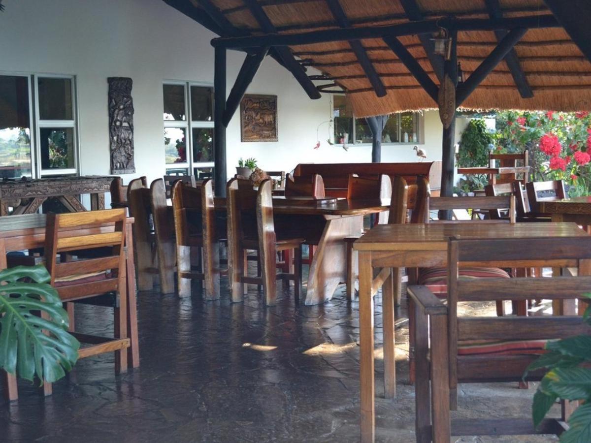Caprivi River Lodge カティマ・ムリロ エクステリア 写真