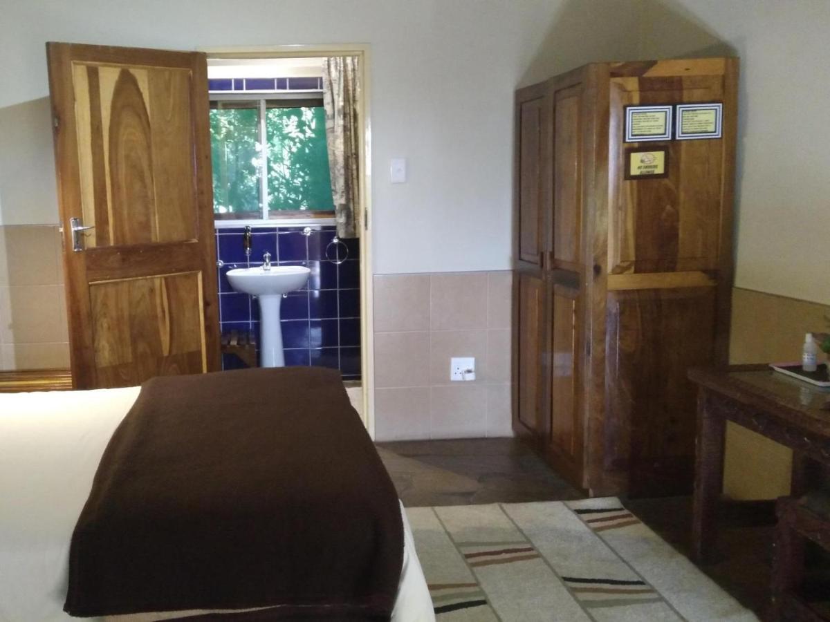 Caprivi River Lodge カティマ・ムリロ エクステリア 写真