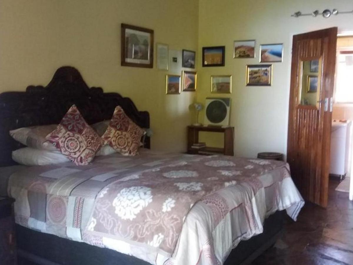 Caprivi River Lodge カティマ・ムリロ エクステリア 写真