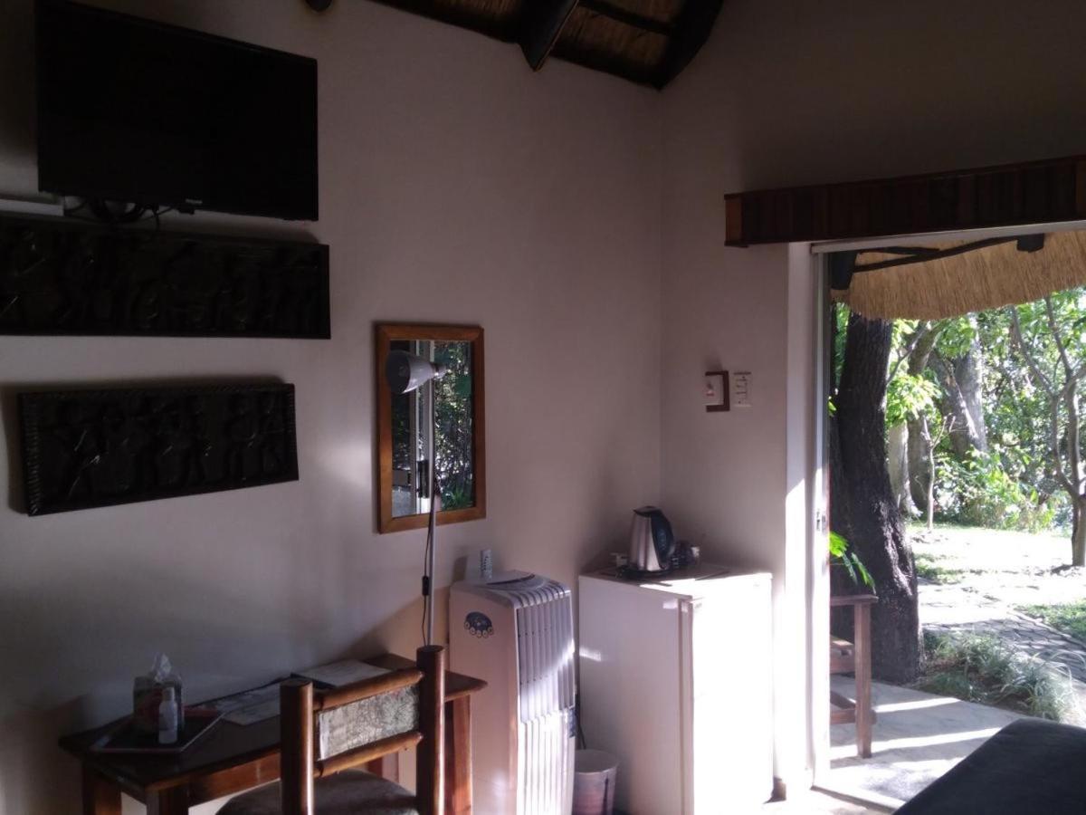 Caprivi River Lodge カティマ・ムリロ エクステリア 写真