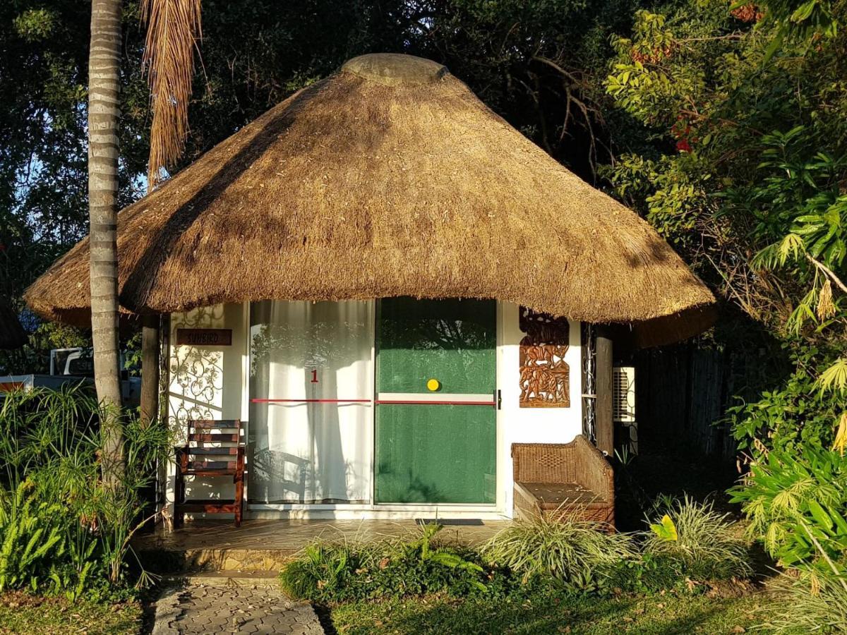 Caprivi River Lodge カティマ・ムリロ エクステリア 写真