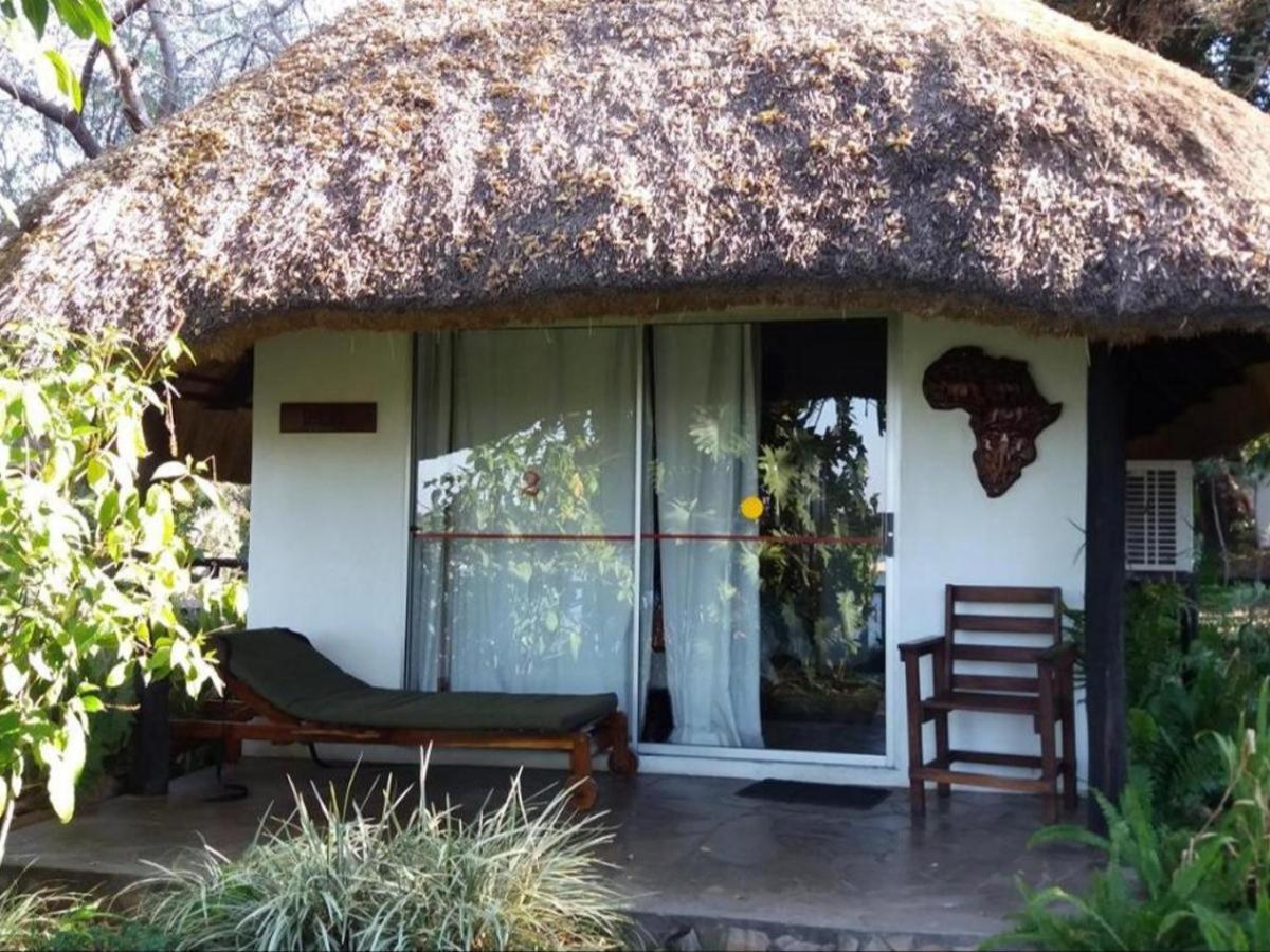 Caprivi River Lodge カティマ・ムリロ エクステリア 写真